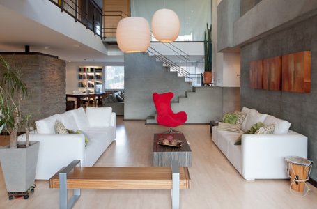 Apartamento en Res. Merlot Suites, en la Urb. El Parral. Ubicado en Piso Alto