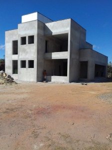 Terreno para terminar de construir